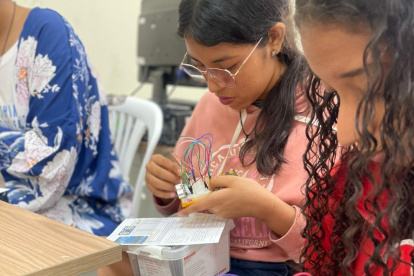 ONG. La Fundación Mujeres Fuertes trabaja por empoderar a niñas, adolescentes y jóvenes en tecnología, reduciendo la brecha digital.