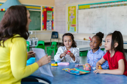 Educación. Aprender un idioma entre los 6 o 7 años facilita la adquisición de una nueva lengua.