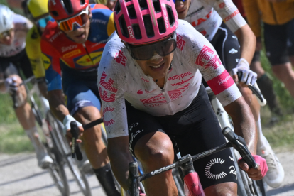 Richard Carapaz ganó la etapa 11 del Giro de Italia 2025