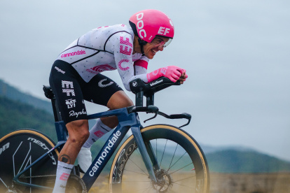 Richard Carapaz, ciclista ecuatoriano que destaca en el EF Education-EasyPost.