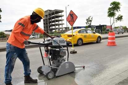 Este 21 de mayo, el alcalde Aquiles Álvarez reconoció que la avenida Narcisa de Jesús debe tener mejoras urbanas.