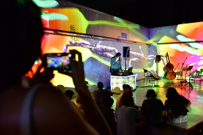 La primera edición de "Noches Abiertas" tuvo buena acogida.