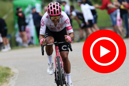 Richard Carapaz, el 22 de mayo va por la Etapa 12 del Giro de Italia.