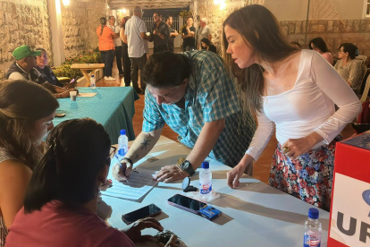 En las elecciones del Comité barrial del Centenario participaron 72 residentes.