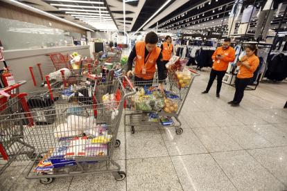 Servicio. Los shoppers de Tipti tienen un promedio de selección de dos productos por minuto.