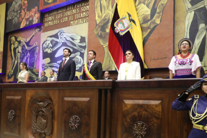 La obra “La imagen de la Patria” se ubica en el pleno de la Asamblea Nacional y retrata la lucha y dolor del pueblo ecuatoriano.