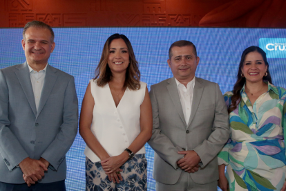 Christian Coll, Diana Matute, José Tuárez y Alexandra Villavicencio.