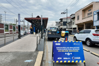 En calles como Luis Urdaneta, Riobamba, García Avilés y Noguchi se realizarán desde ya controles para evitar posibles retrasos.