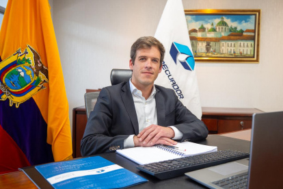 Leonard Bruns se desempeñó como gerente de Comercio Internacional de Petroecuador desde marzo de 2025.