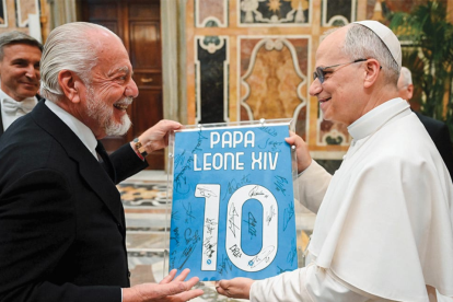 El Papa León XIV recibió hoy en audiencia al Club Deportivo de Fútbol del Nápoles