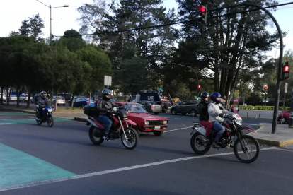 Más de 17 mil sanciones a motociclistas en Quito en lo que va de 2025.