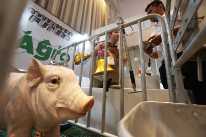 Congreso. Una treintena de empresas dan a conocer al público la innovación de servicios en esta industria.