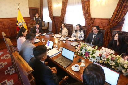 El presidente de la República, Daniel Noboa Azin, mantuvo hoy una reunión con el Directorio de la Corporación Eléctrica del Ecuador (Celec EP).