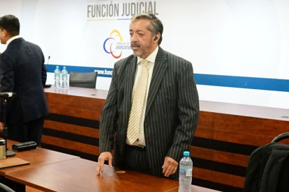 Ramiro García Falconí asumió la defensa penal de Aquiles Álvarez, alcalde de Guayaquil, lo que desató las críticas.