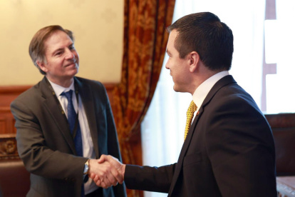 Carlos Felipe Jaramillo, vicepresidente del Banco Mundial, fue parte de esta reunión con el presidente Daniel Noboa.