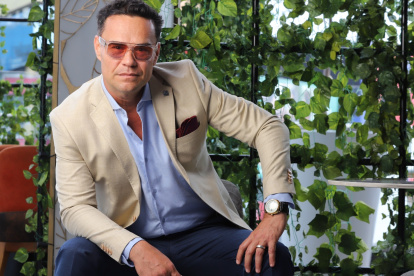 El productor Julián Pico vive en Ecuador y Estados Unidos.