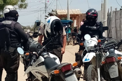 Operativo de la Policía Nacional en La Libertad.