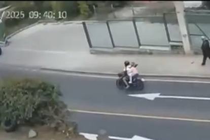 El accidente de tránsito ocurrió en la avenida 24 de Mayo, en Puembo.