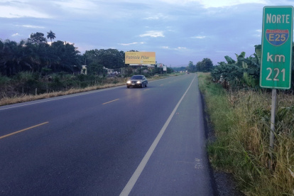En la actualidad, para avanzar de Quito a Guayaquil, una de las vías utilizadas por los conductores es la Santo Domingo - Quevedo.