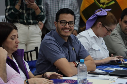 César Vásquez, secretario de la Senescyt, habla sobre el déficit de cupos en la educación superior pública en Ecuador