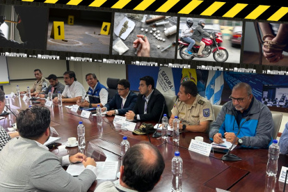 Varias autoridades de control mantuvieron una reunión en Segura EP.