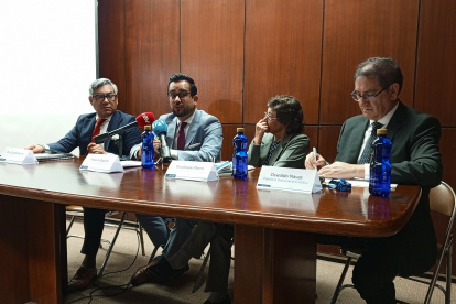 La iniciativa fue presentada este 3 de junio de 2025 en la Pontificia Universidad Católica del Ecuador (PUCE)
