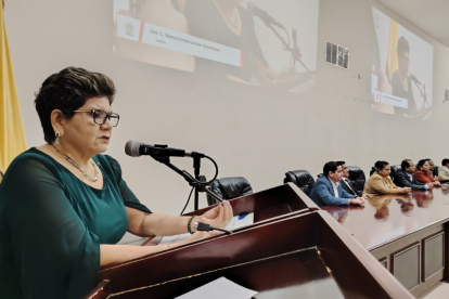 Blanca Indacochea, rectora de la Universidad Estatal del Sur de Manabí, recibió una denuncia anónima sobre emisión de títulos falsos.