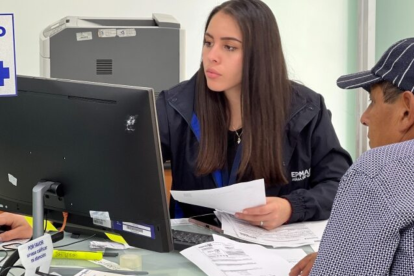 Imagen representativa sobre pago de tributos, en Quito.