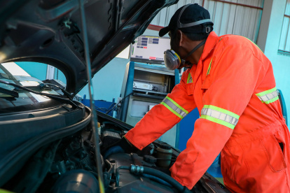 En junio, los vehículos que deben cumplir con la revisión y matriculación en Quito son los que tienen placa terminada en 6.