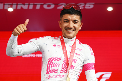 Richard Carapaz fue protagonista en el Giro de Italia 2025.