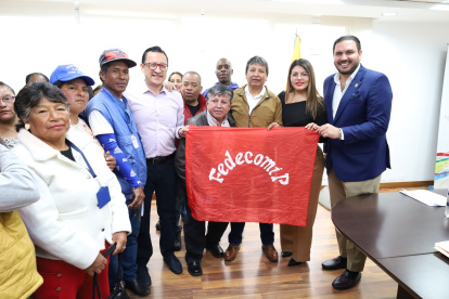 El Pleno del CPCCS acogió el pedido de la Federación de Comerciantes Minoristas y de los Mercados de Pichincha y los recibió.