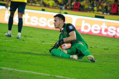 Gonzalo Valle arquero de Ecuador que debutó ante Brasil.