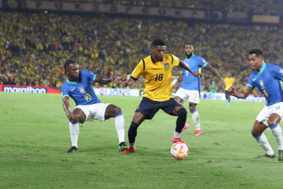Ecuador empató 0-0 con Brasil en el estadio Monumental.