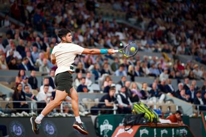 Carlos Alcaraz defenderá su título de Roland Garros ante Jannik Sinner