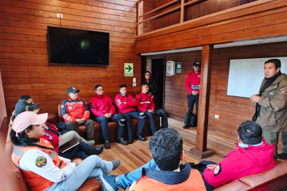 Los bomberos realizaran actividades de campo dentro de la certificación.