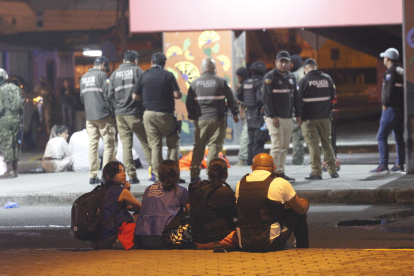 La realización de una de las diligencias del caso Malvinas.