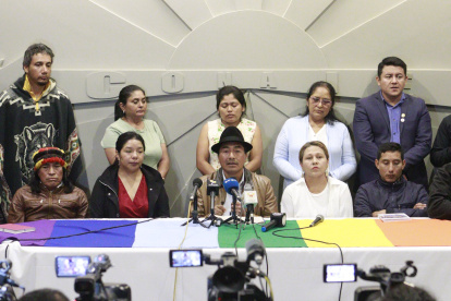 Dirigentes indígenas anuncian resistencia frente a la expansión minera en Ecuador