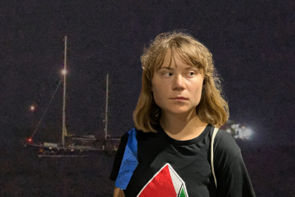 Activistas de la Flotilla de la Libertad, entre ellos Greta Thunberg, fueron interceptados por fuerzas israelíes en aguas internacionales mientras transportaban ayuda humanitaria hacia Gaza.
