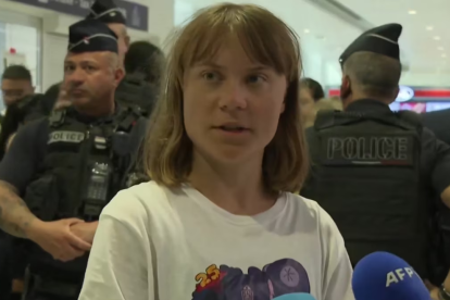 Activista Greta Thunberg fue deportada por Israel tras intentar llevar ayuda a Gaza