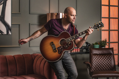 A fines de 2024, el músico detuvo su gira por un imprevisto quebranto de salud que lo mantuvo lejos de los escenarios hasta abril de este año