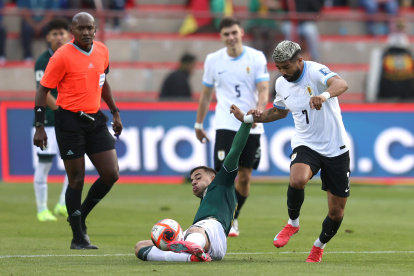 Uruguay ganó 2-0 a Venezuela en las Eliminatorias Sudamericanas 2026.