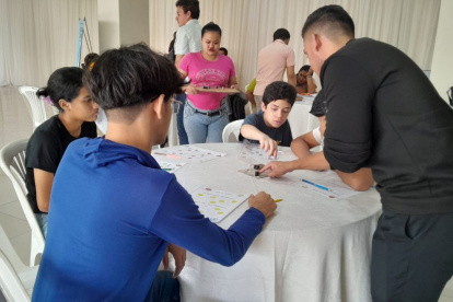 ONG. La Fundación Sendero Azul ayuda a través de programas de educación a jóvenes con autismo.