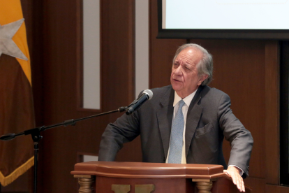 El político uruguayo Sergio Abreu dictó la charla magistral "El rol de ALADI en la innovación para el comercio regional".