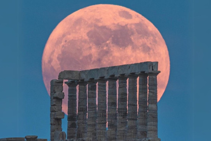 La Luna de Fresa es un fenómeno astrológico que sucede cada ciertos años.