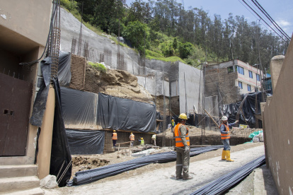 Se realizó una inspección técnica en la edificación en Guápulo y se emitieron informes.