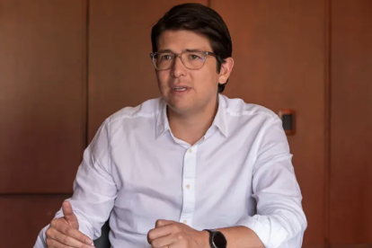 Miguel Uribe Turbay en la Fundación Santa Fe de Bogotá, donde permanece en estado crítico pero con signos de estabilización