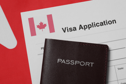 Documentación requerida para tramitar una visa canadiense desde Ecuador.