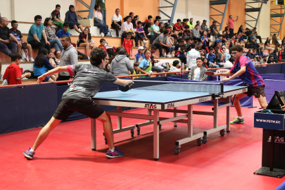 Cientos de microtenistas llegaron al Prix en la ciudad de Cuenca.