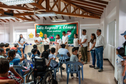 ONG. La Corporación Compartir lleva más de dos décadas trabajando por las familias del noroeste de Guayaquil con proyectos de educación, salud, alimentación y vivienda digna.