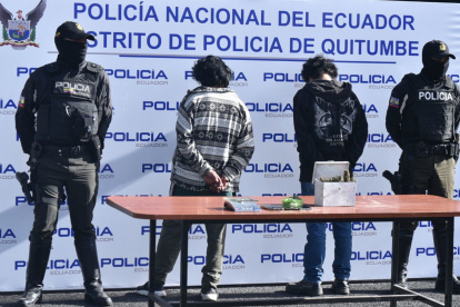 La nueva legislación obliga a aplicar evaluaciones integrales y evita que consumidores sean tratados como delincuentes. En Quito a diario capturan personas dedicadas al expendio de drogas.